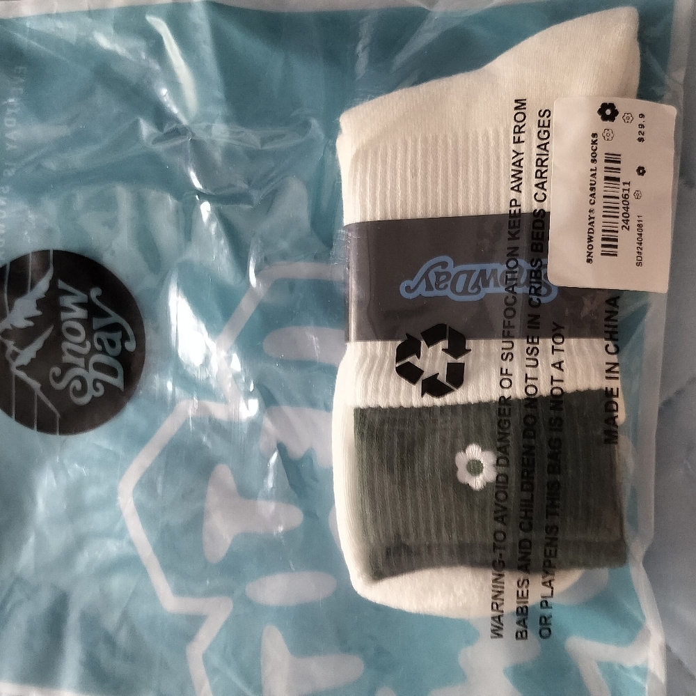 Men's Green and White Socks